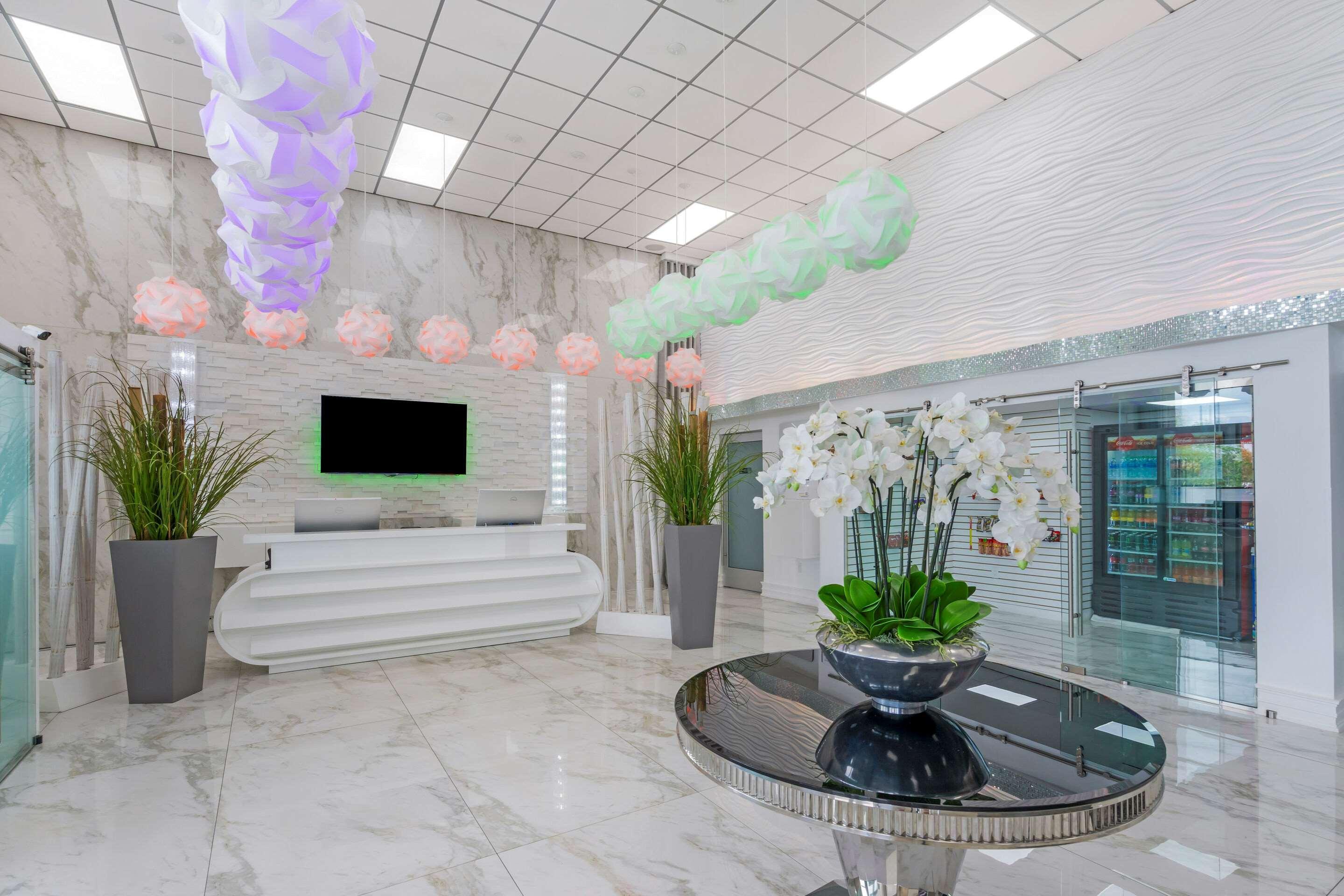 Quality Inn And Conference Center Tampa-Brandon Heartland Εξωτερικό φωτογραφία