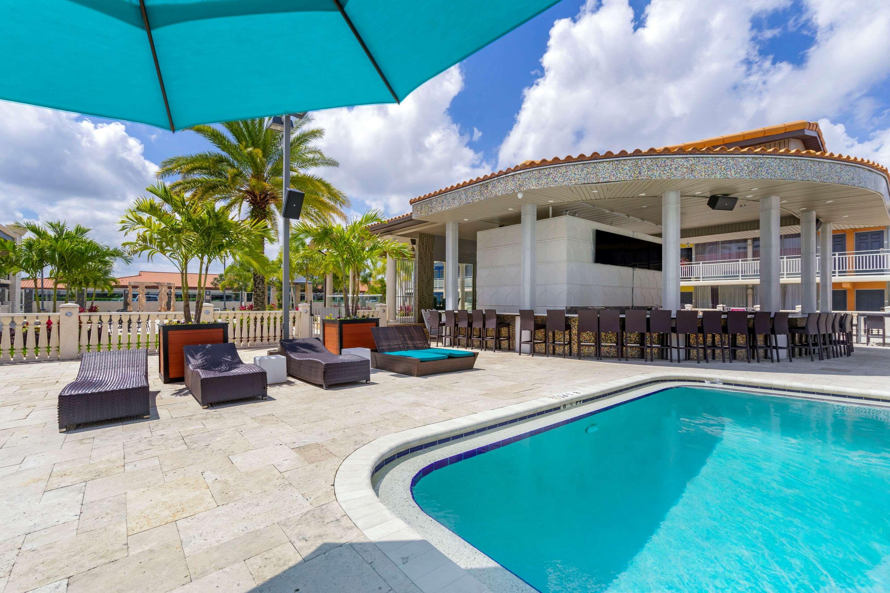 Quality Inn And Conference Center Tampa-Brandon Heartland Εξωτερικό φωτογραφία